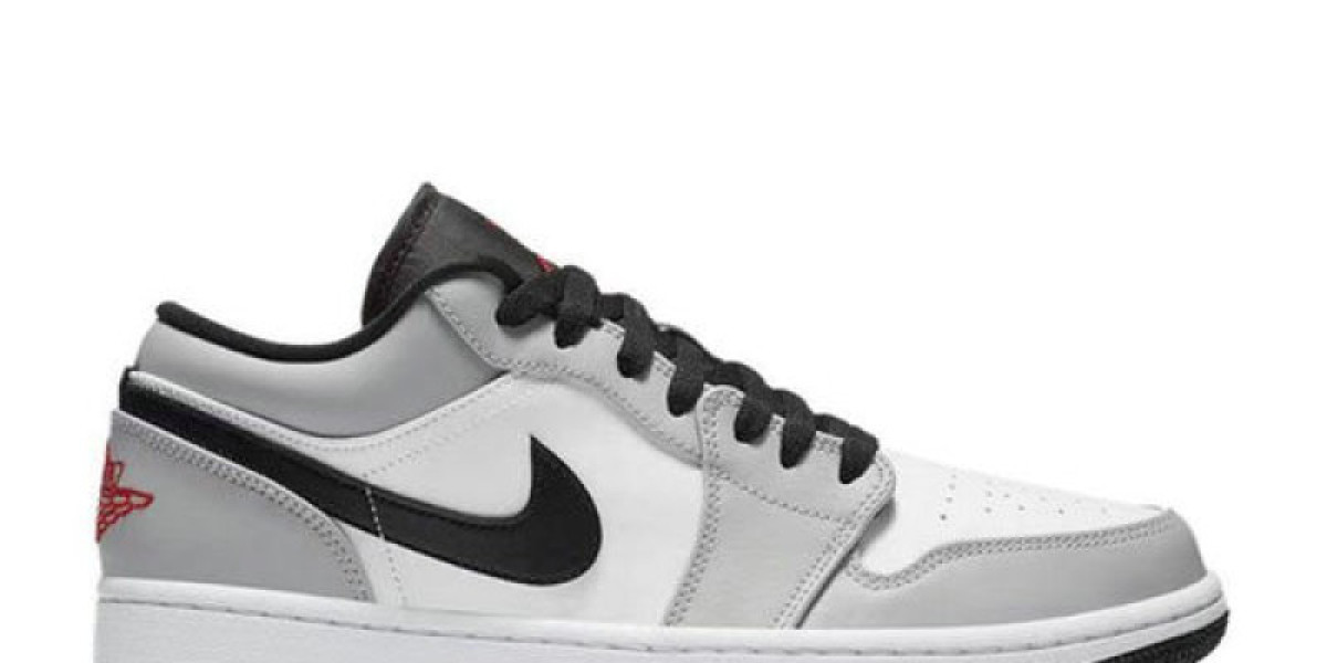 สนีกเกอร์ไอคอนที่คนรักสไตล์ไม่ควรพลาด